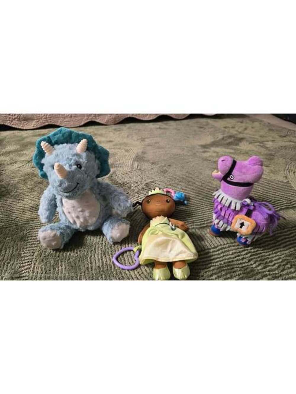 Plush Toy Lot Spark Dinosaur, Disney Princess Tiana, Fortnite Loot Llama